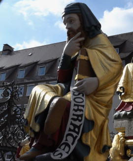 Der Schöne Brunnen in Nürnberg, Detail: Sokrates